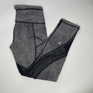 Lululemon Outrun Tight size 6